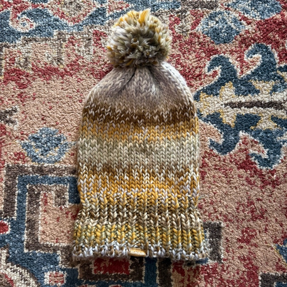 Dakine Cable Knit Beanie, Gold Brown Gray White, Pompom Top, One Size Unisex